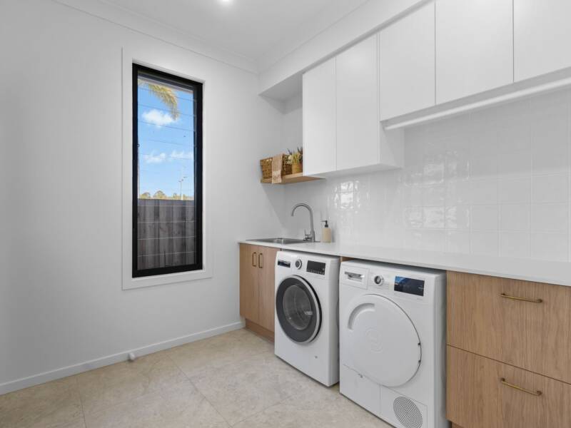 36 Bannockburn Road, Windaroo, QLD 4207 AUS