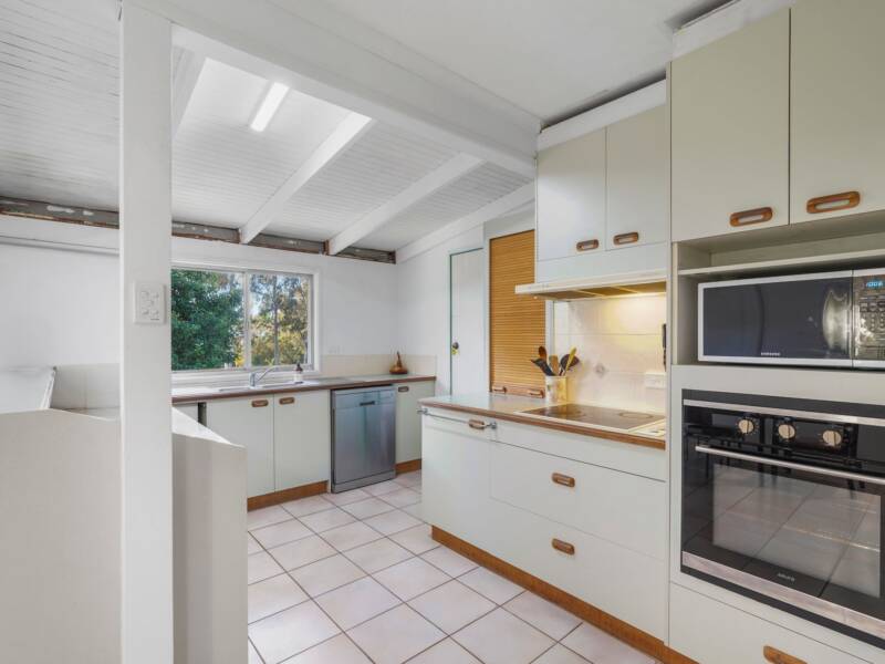 33 Crest Street, Beenleigh, QLD 4207 AUS