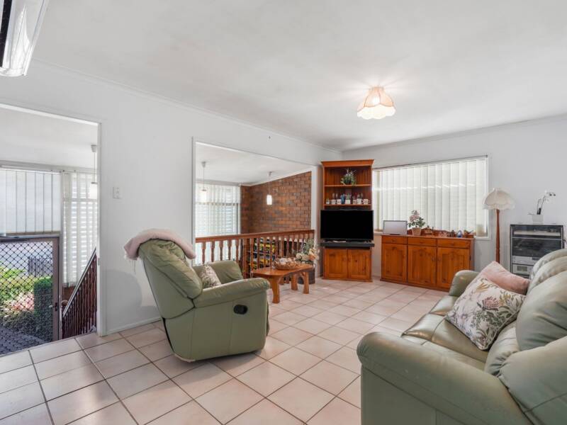 33 Crest Street, Beenleigh, QLD 4207 AUS