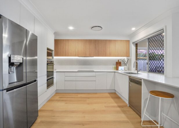 42 Sunridge Circuit, Bahrs Scrub, QLD 4207