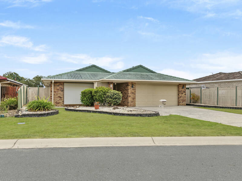 8 Allenby Crescent, Windaroo, QLD 4207 AUS